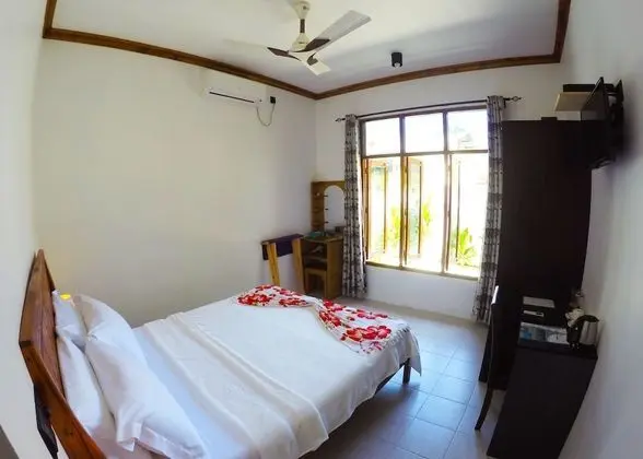 Double Room with Garden/Sea view