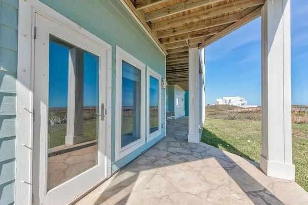 Ev, Birden Çok Yatak, Veranda (It'll Do With an Amazing View)