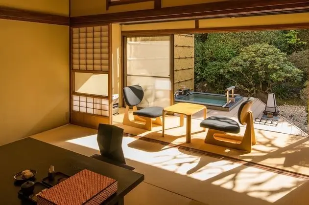 Traditional Oda, Avlu Manzaralı (Japanese Style, with Open Air Bath)