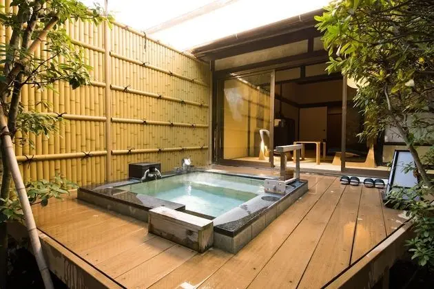 Traditional Oda, Avlu Manzaralı (Japanese Style, with Open Air Bath)