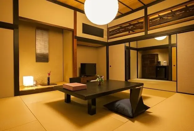 Traditional Oda, Avlu Manzaralı (Japanese Style, with Open Air Bath)
