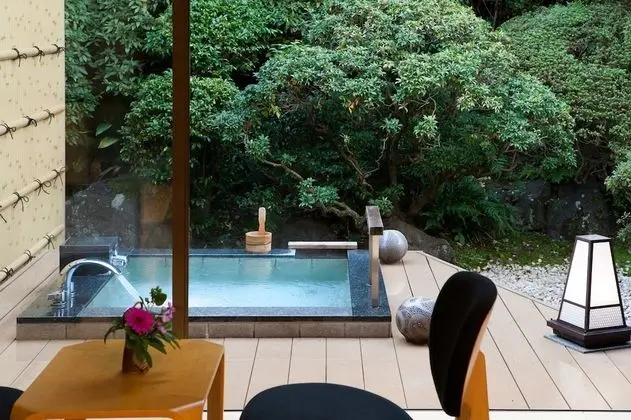 Traditional Oda, Avlu Manzaralı (Japanese Style, with Open Air Bath)