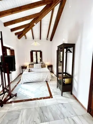 Romantic Tek Büyük Yataklı Oda
