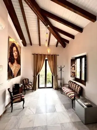 Romantic Tek Büyük Yataklı Oda