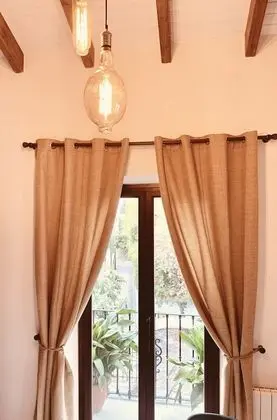 Romantic Tek Büyük Yataklı Oda