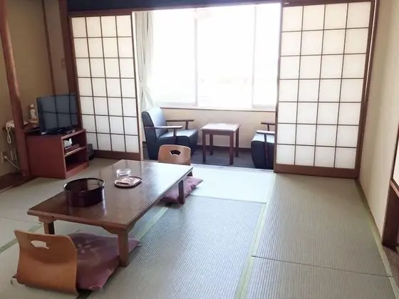 Standard Oda, Sigara İçilmez, Ortak Banyo (Japanese-style)
