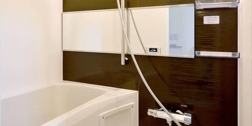 Oda, Sigara İçilmez (Double Room 101)