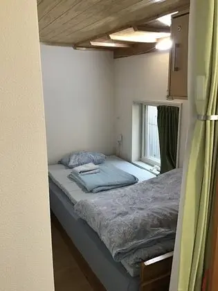 Ortak Ranzalı Oda, Karma Ranzalı Oda, Sigara İçilmez, Ortak Banyo