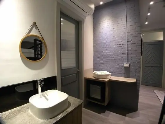 Basic Tek Büyük Yataklı Oda