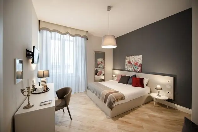 Standard Tek Büyük Yataklı Oda