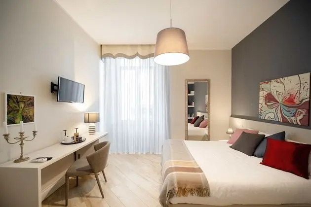 Standard Tek Büyük Yataklı Oda