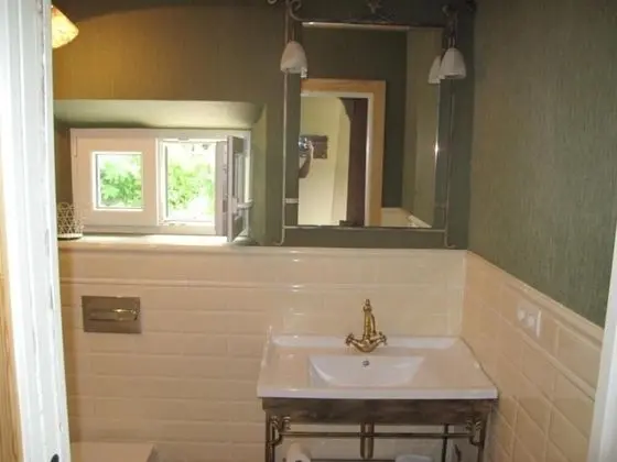 Tek Büyük Yataklı Oda