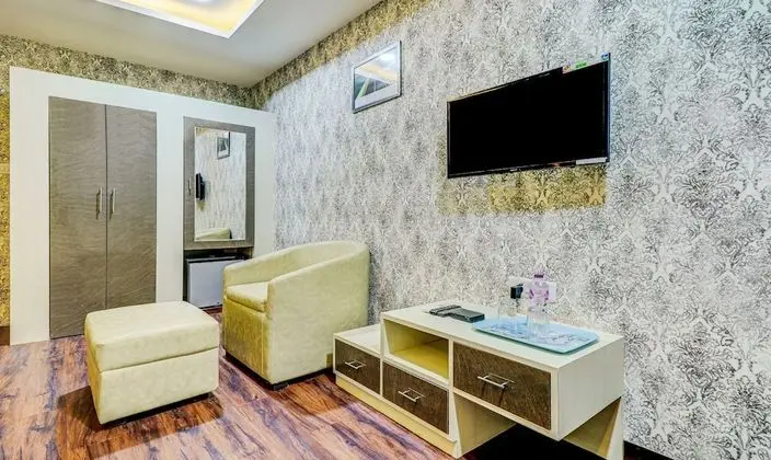 Deluxe Tek Büyük Yataklı Oda