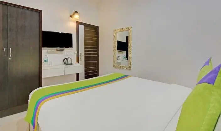 Economy Tek Büyük Yataklı Oda