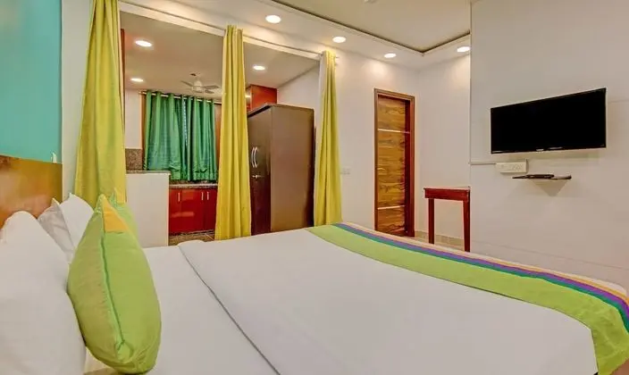 Deluxe Tek Büyük Yataklı Oda