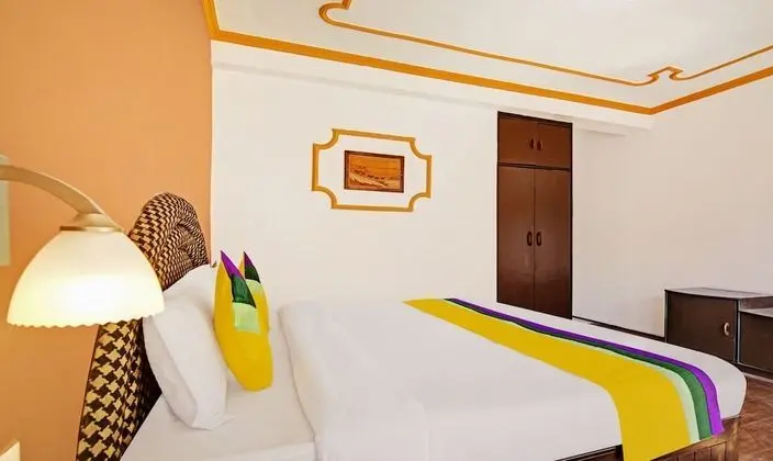 Premium Tek Büyük Yataklı Oda