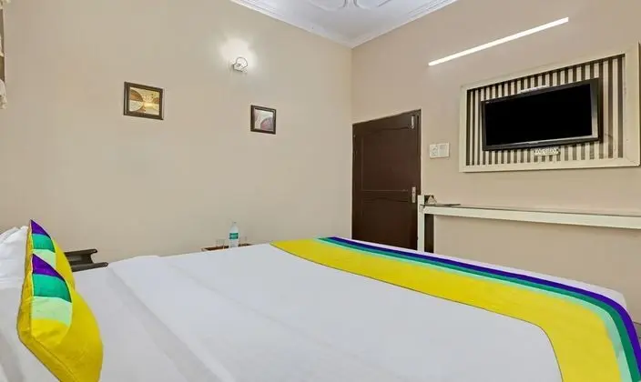 Standard Tek Büyük Yataklı Oda