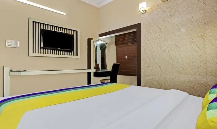Standard Tek Büyük Yataklı Oda