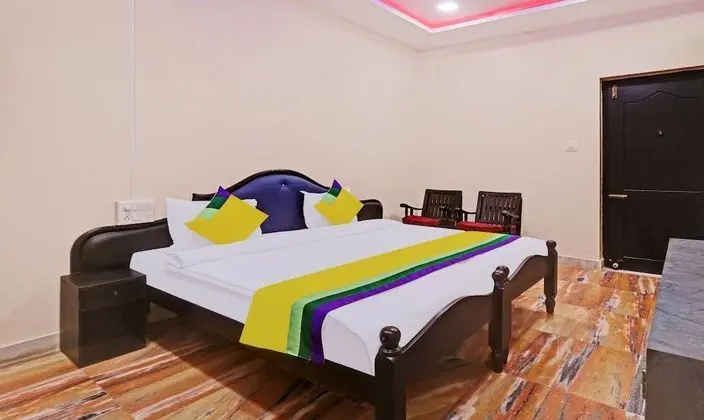 Standard Tek Büyük Yataklı Oda