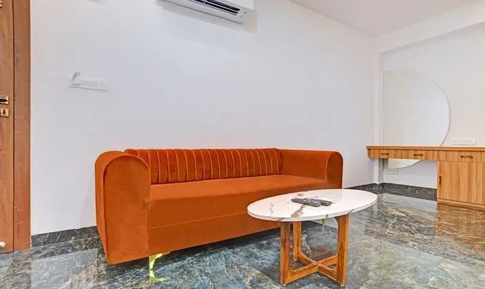 Premium Tek Büyük Yataklı Oda