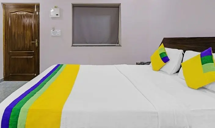 Standard Tek Büyük Yataklı Oda