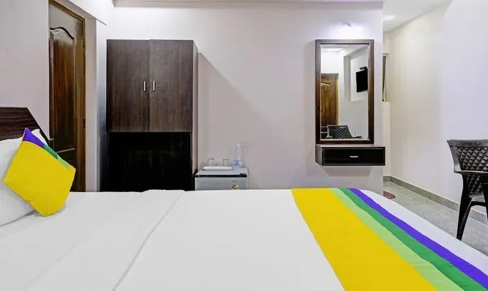 Standard Tek Büyük Yataklı Oda