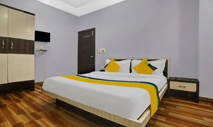 Premium Tek Büyük Yataklı Oda