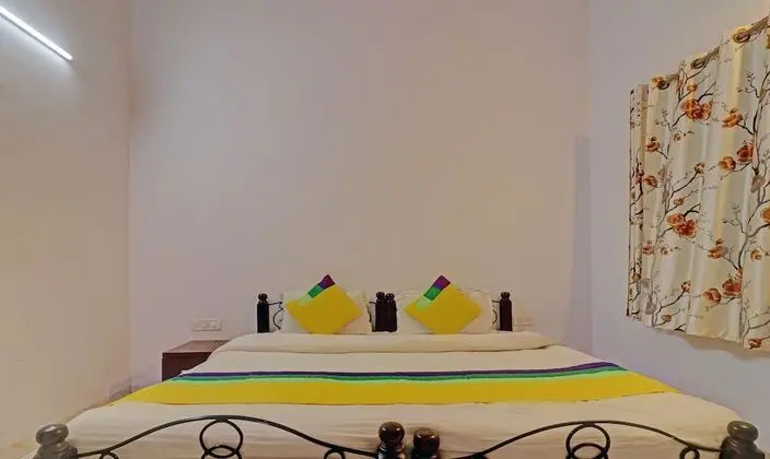 Economy Tek Büyük Yataklı Oda