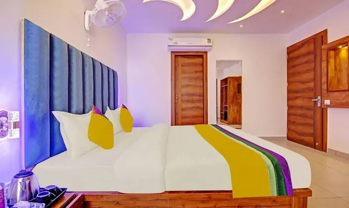 Deluxe Tek Büyük Yataklı Oda