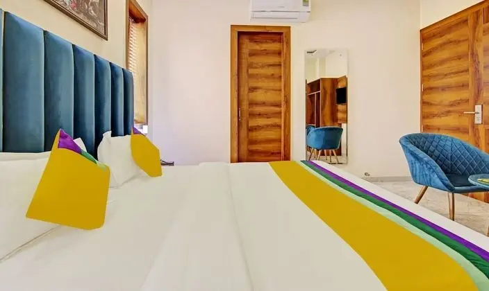 Standard Tek Büyük Yataklı Oda