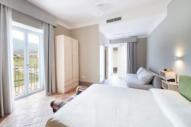 Superior Oda, Teras, Havuz Manzaralı