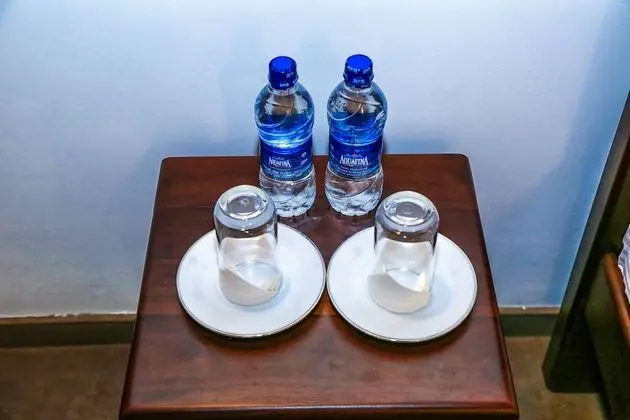 Deluxe Tek Büyük Yataklı Oda, Balkon, Bahçe Manzaralı