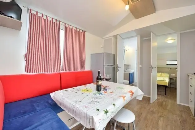 Ev (Iva - great garden - H(3+2))