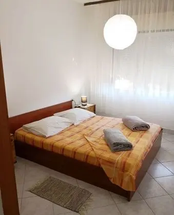 Apart Daire (Ivan  - 15 m from beach - A1(7))