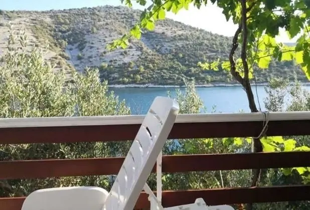 Apart Daire (Ivan  - 15 m from beach - A1(7))