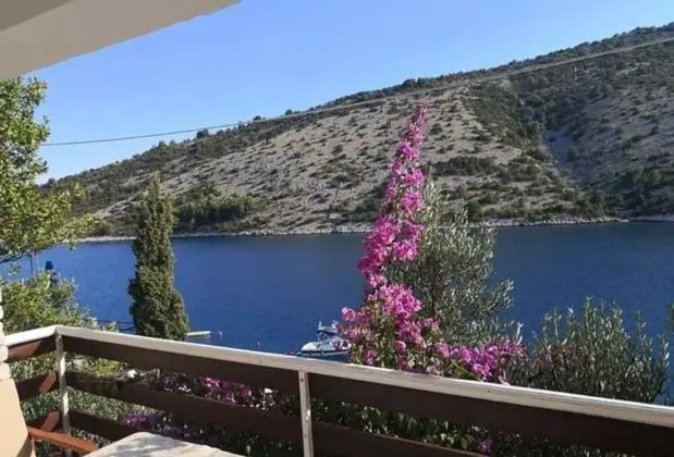Apart Daire (Ivan  - 15 m from beach - A1(7))