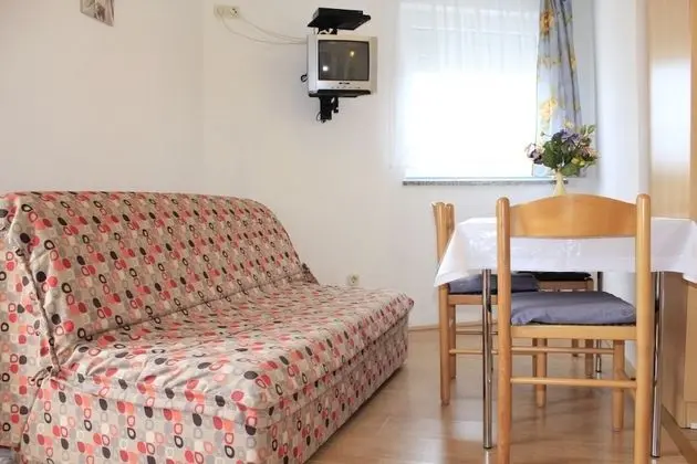 Apart Daire (Ivan - 300 m from sea - A3(2))