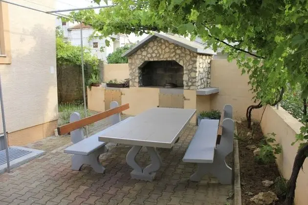 Apart Daire (Ivan - 300 m from sea - A3(2))