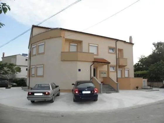 Apart Daire (Ivan - 300 m from sea - A3(2))