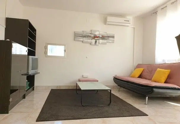 Apart Daire (Ivan - 35 m from sea - A2-kat(6))