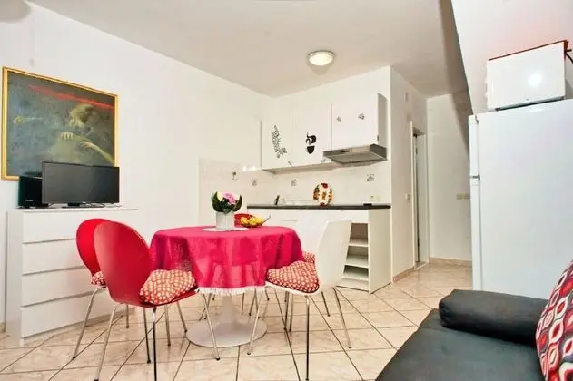 Apart Daire (Ivan - 50 m from sea - A1(4))