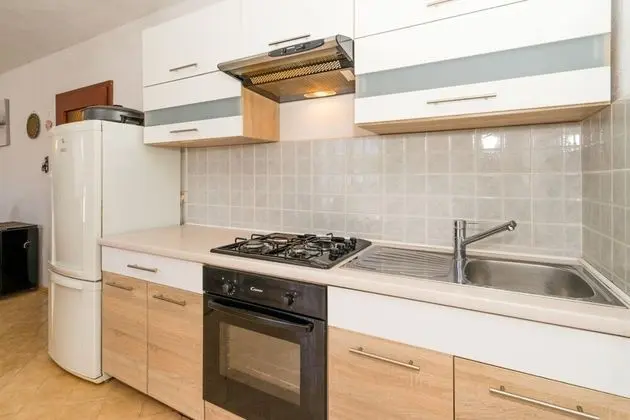 Apart Daire (Ivan - 60 m from sea - A1(4))