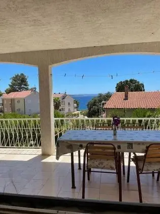 Apart Daire (Ivan - 60m from the sea - A1 (4+1))