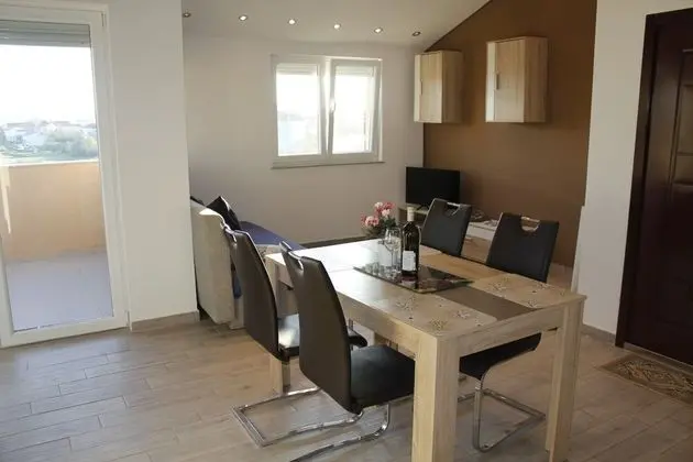 Apart Daire (Ivan C - A4(4+1))