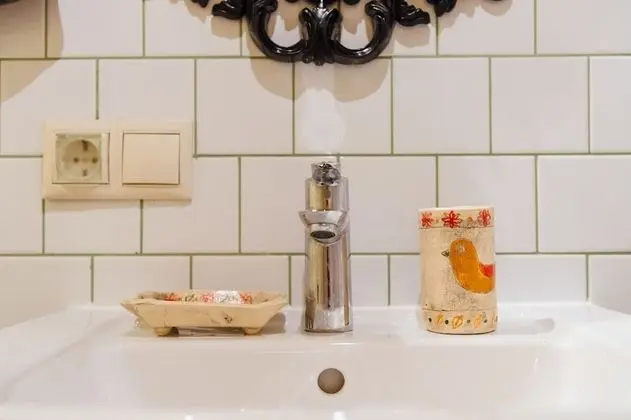 Comfort Tek Büyük Yataklı Oda