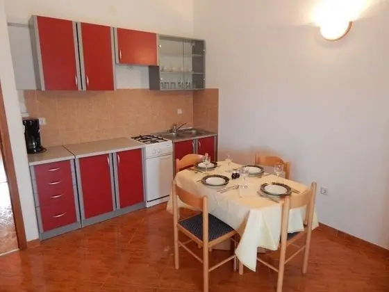 Apart Daire (Ivan - modern & close to center - A2()