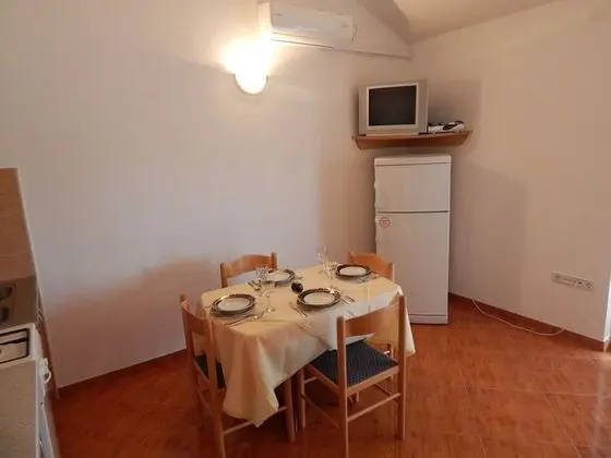 Apart Daire (Ivan - modern & close to center - A2()