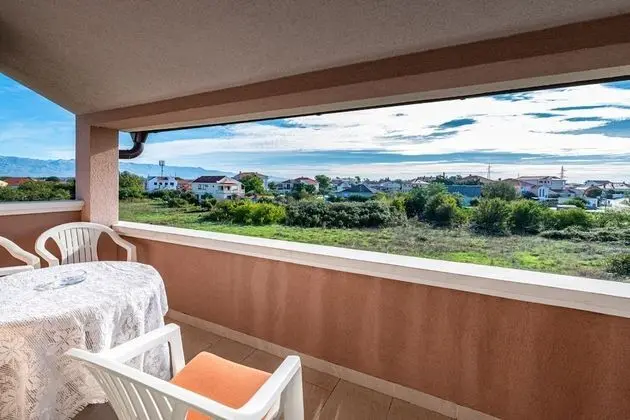 Apart Daire (Ivan - modern & close to center - A2()