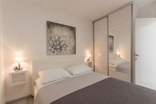 Apart Daire (Ivan - sea view - A2(4+1))