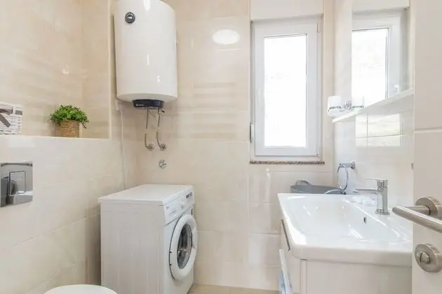 Apart Daire (Ivan - sea view - A2(4+1))